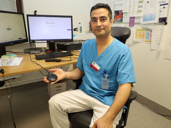 Sjukvården effektiviserar med AI-genomförda samtal och journalföring